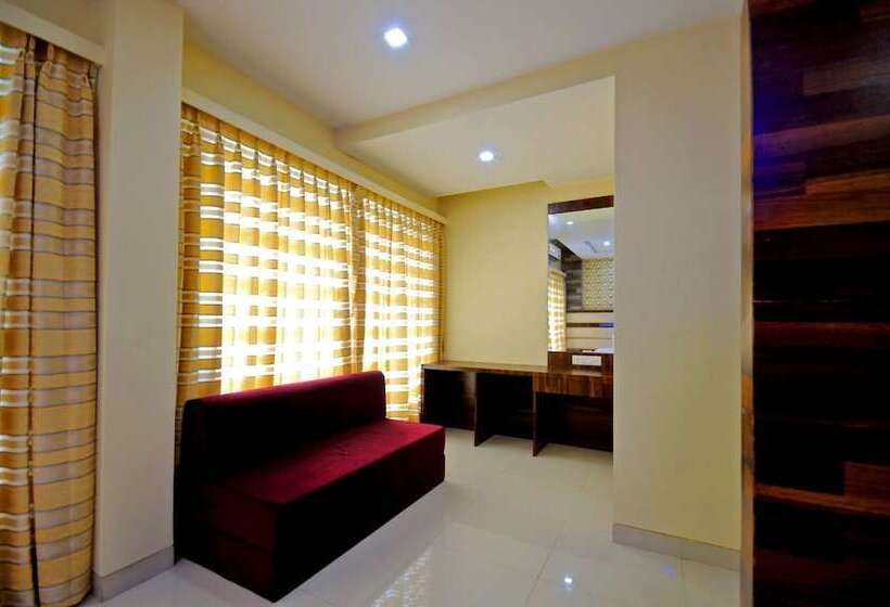 فندق White House