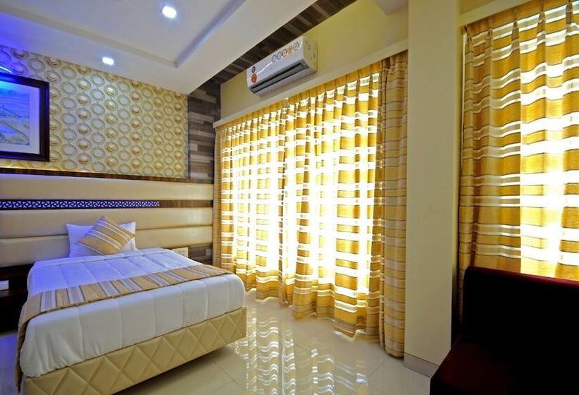 فندق White House