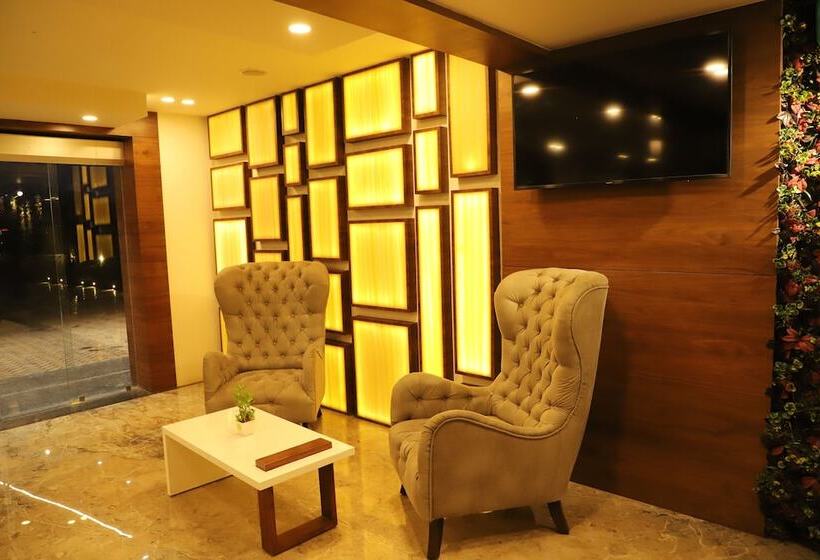 호텔 Regenta Inn Morbi