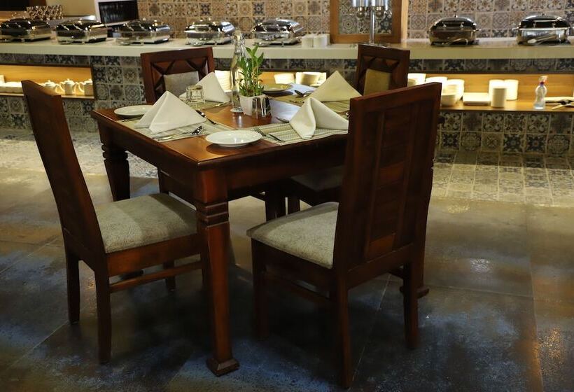 호텔 Regenta Inn Morbi