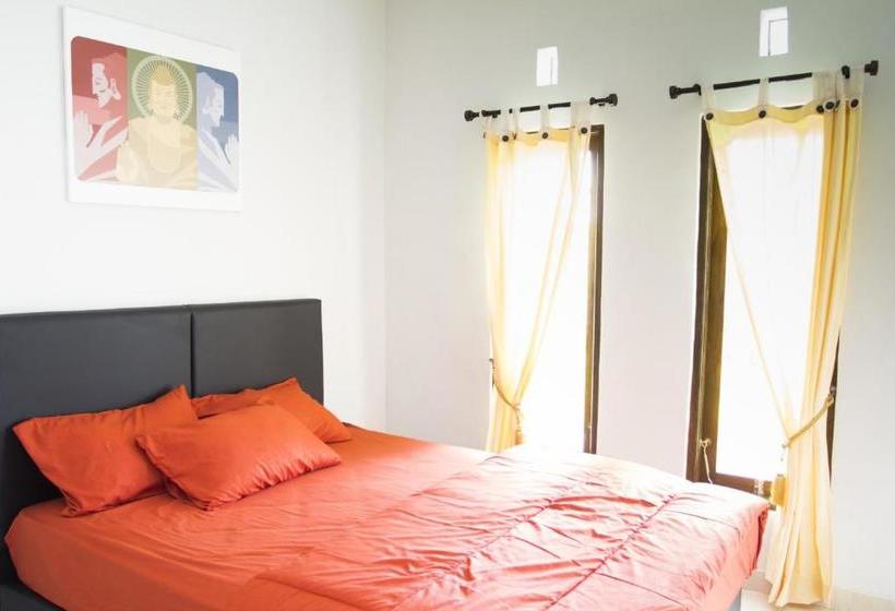 펜션 Lagriya Guest House