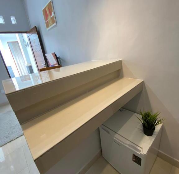 펜션 Lagriya Guest House