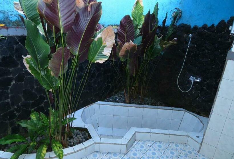 Пансион Pondok Lembah Dukuh Homestay