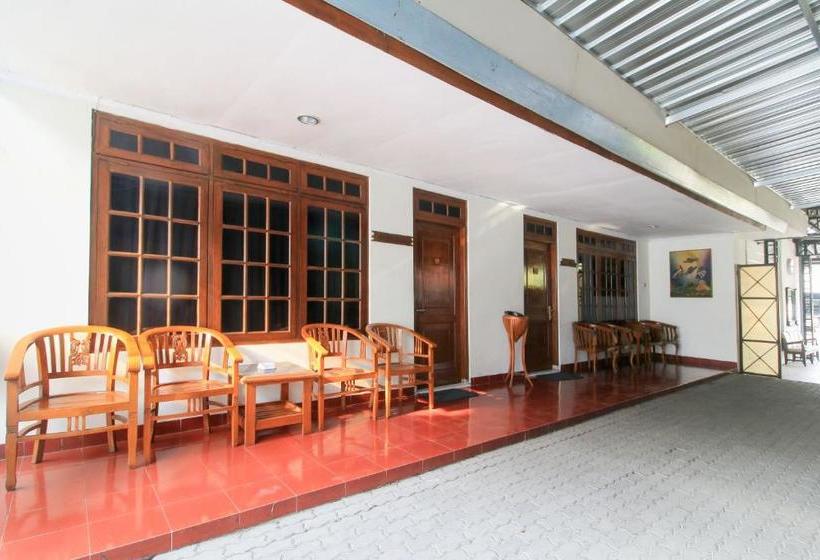 بنسيون Reddoorz At Hotel Putra Perdana Klaten