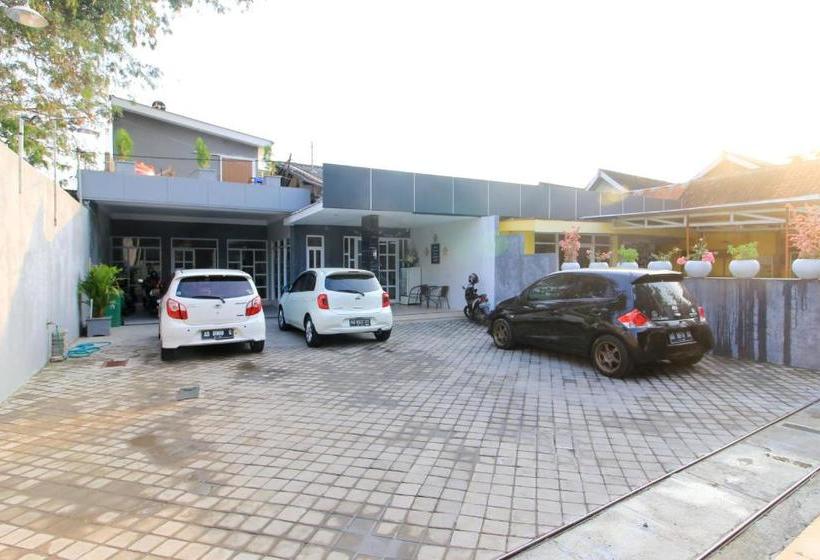 بنسيون Reddoorz At Hotel Putra Perdana Klaten
