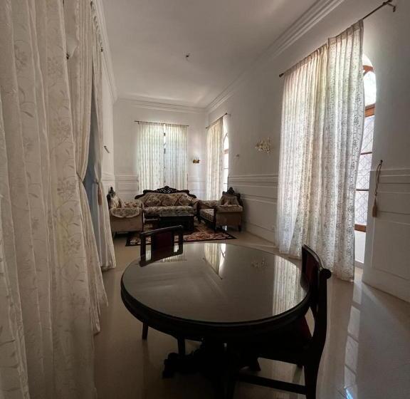 渡假胜地  Kstdc Hotel Mayura Pine Top Nandi Hills
