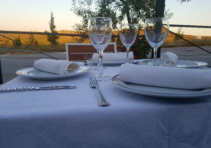 Albenzaire Hotel Asador