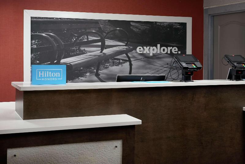 هتل Hampton Inn Niagara Falls