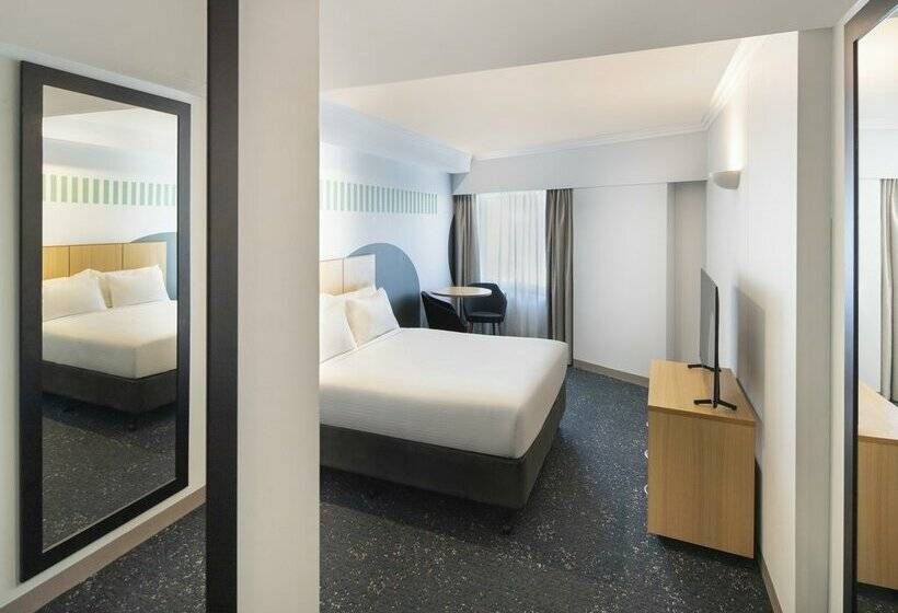 هتل Ibis Styles Sydney Central