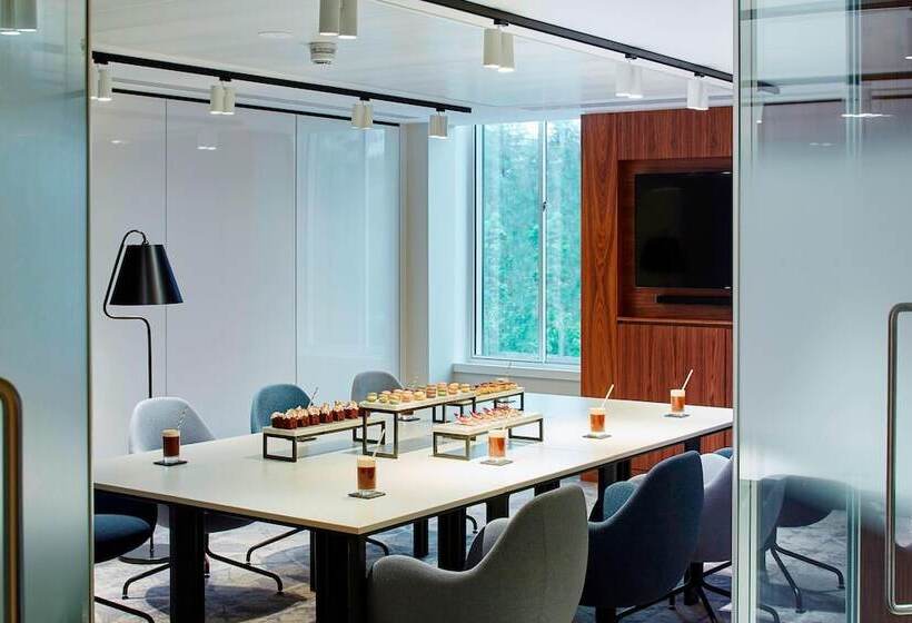 هتل London Heathrow Marriott