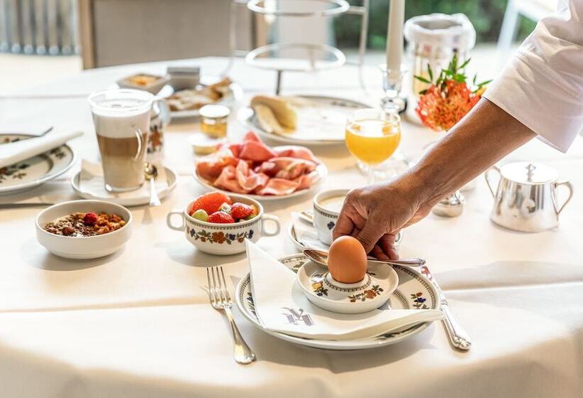 ホテル Manoir Du Dragon