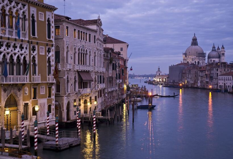 هتل San Clemente Palace Kempinski Venice