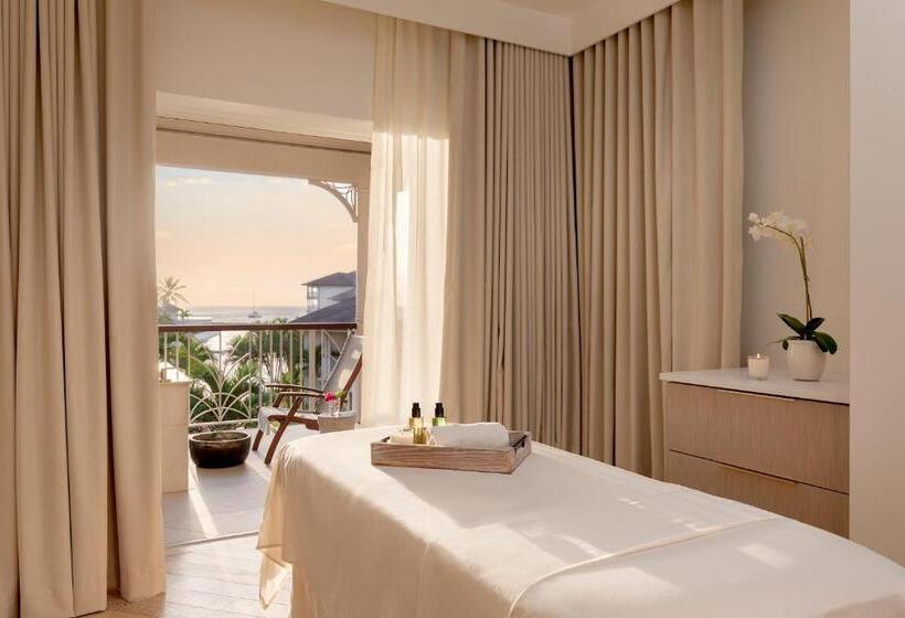 هتل The Landings Resort And Spa  All Suites