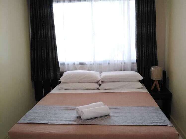 ユースホステル Royale House Hotel Davao Powered By Cocotel
