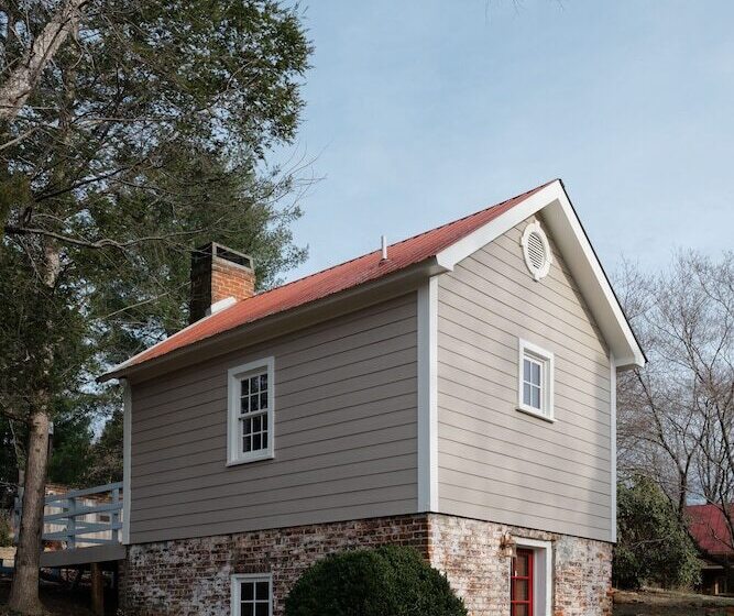 住宿加早餐  The Crossroads Inn