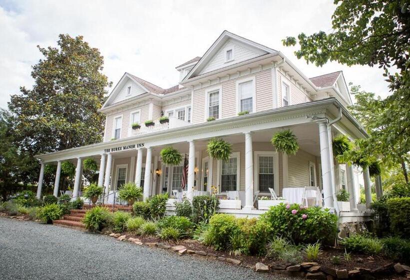 ホテル Burke Manor Inn & Pavilion