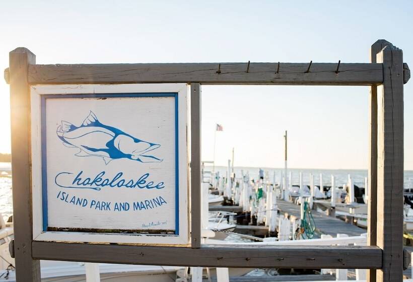 فندق Chokoloskee Island Park And Marina