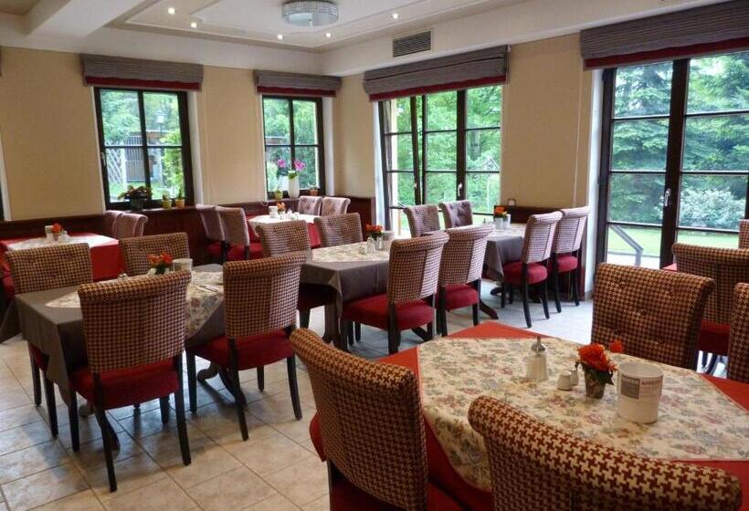 Flair Waldhotel Mellestollen