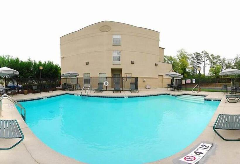 هتل Comfort Inn Birmingham  Irondale