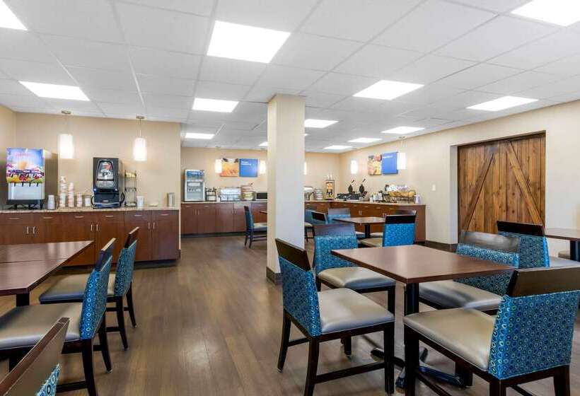 هتل Comfort Inn