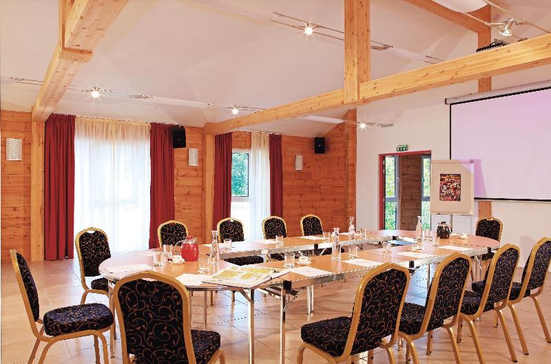 ホテル Logis Hôtel & Restaurant Des Lacs