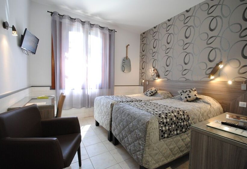 هتل Logis Hostellerie Du Perigord Vert