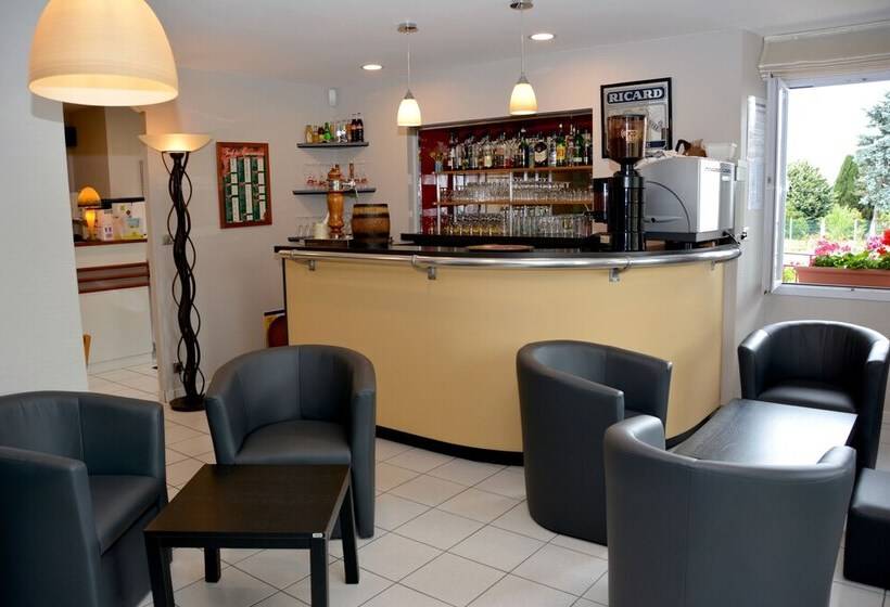 בית מלון כפרי Logis Hôtel Bellevue