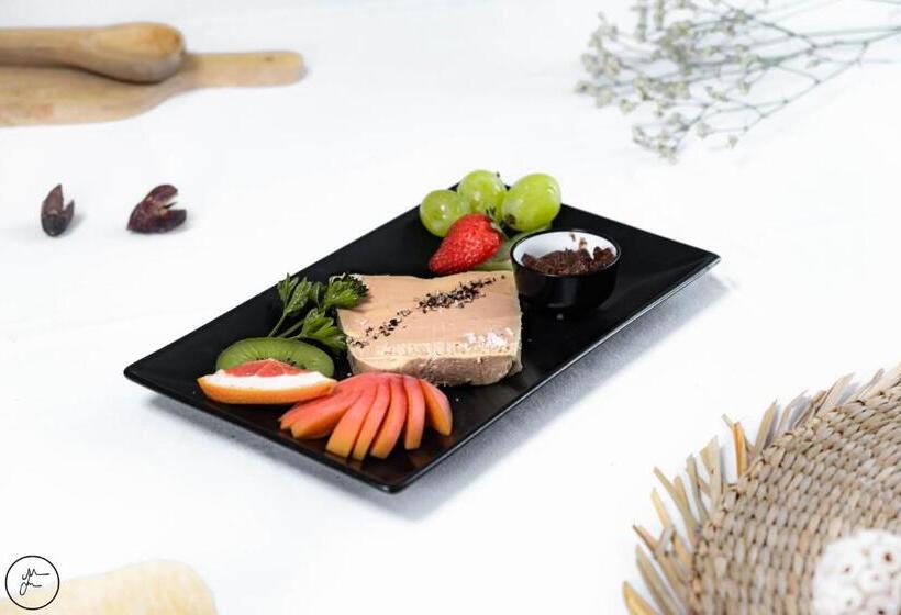 ホテル Logis Hôtel Et Restaurant La Bastide Cabezac