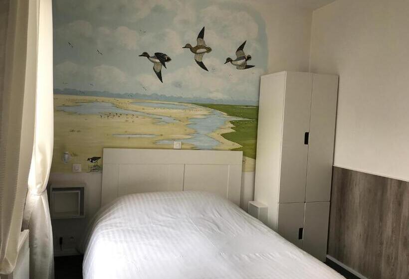 בית מלון כפרי Logis   Le Neptune Hôtel & Restaurant