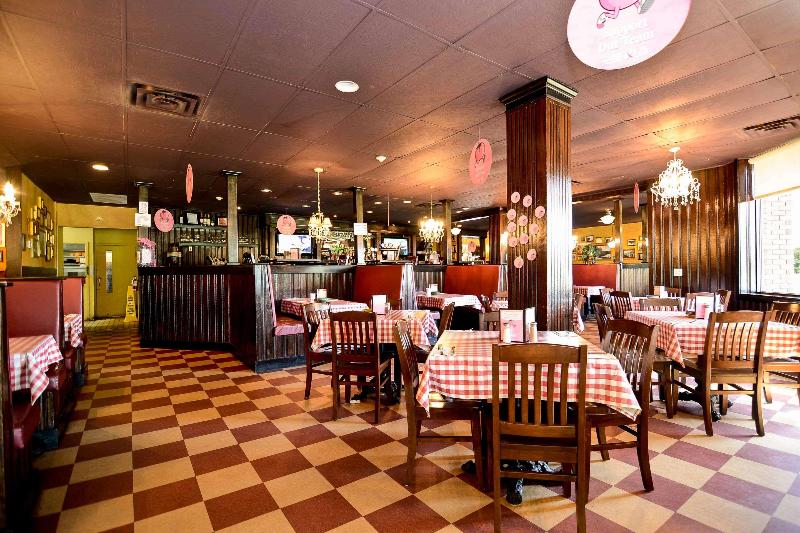 فندق Quality Inn