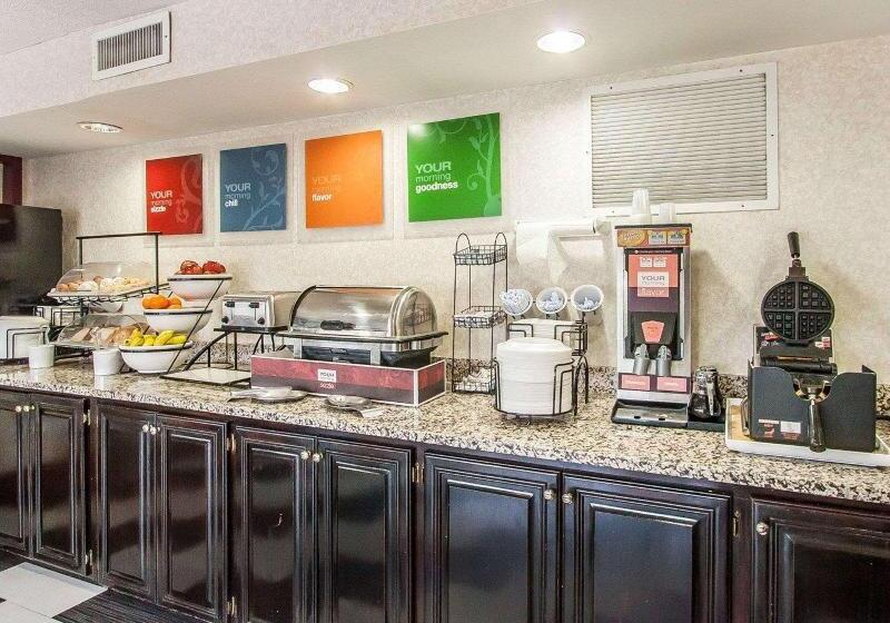 هتل Quality Inn Edmund Pettus Bridge Area