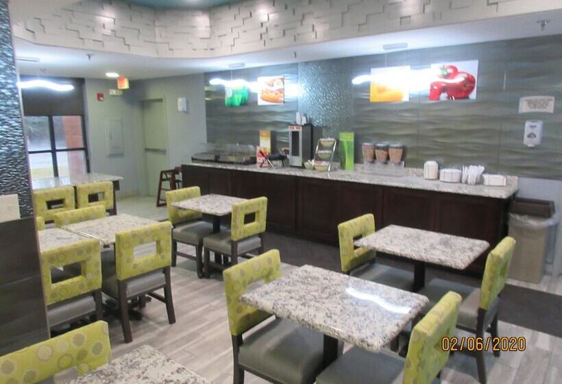 هتل Quality Inn & Suites Montgomery East Carmichael Rd