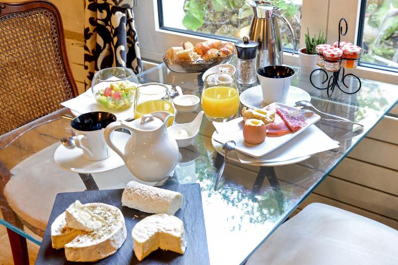Logis Hotel Restaurant Le Cheval Blanc
