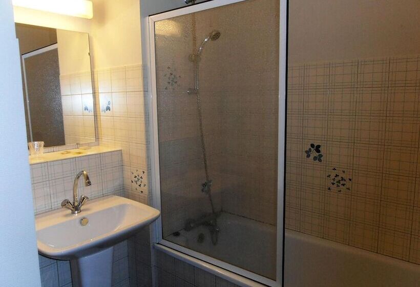 ホテル Auberge D Andaines