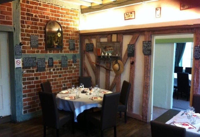 호텔 Auberge Du Cheval Blanc
