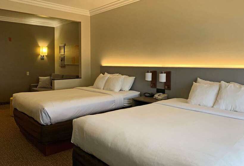 هتل Comfort Suites Oceanside Camp Pendleton Area