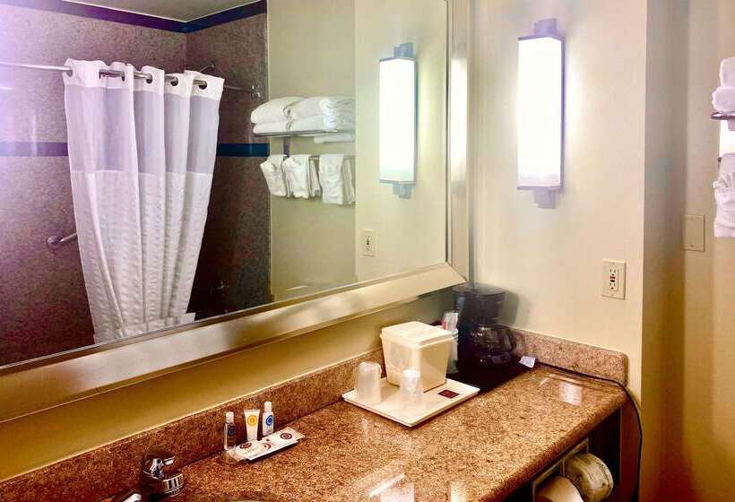هتل Comfort Suites Oceanside Camp Pendleton Area