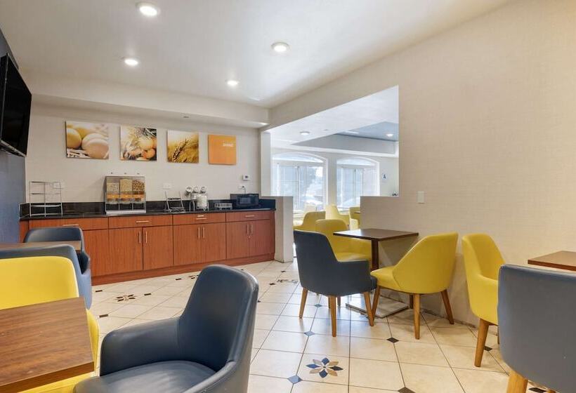 هتل Comfort Suites Oceanside Camp Pendleton Area