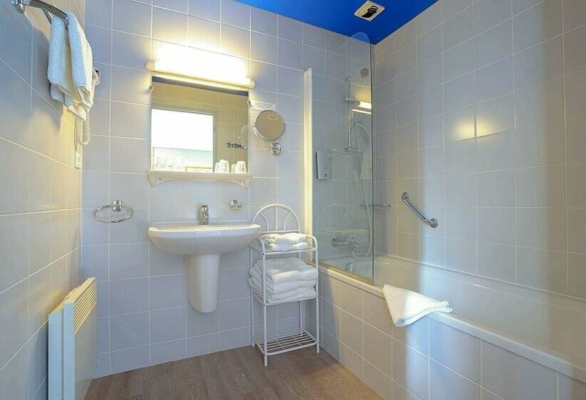 Отель Bergerie Du Château