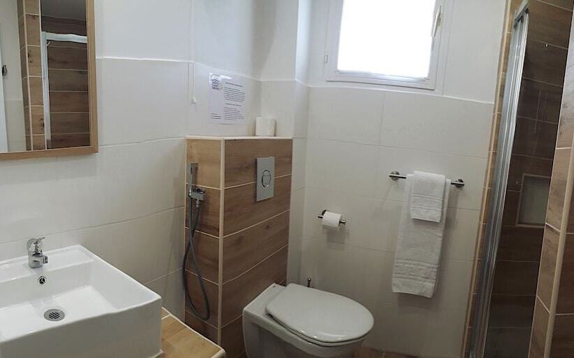 בית מלון כפרי Hôtel Saintmichel