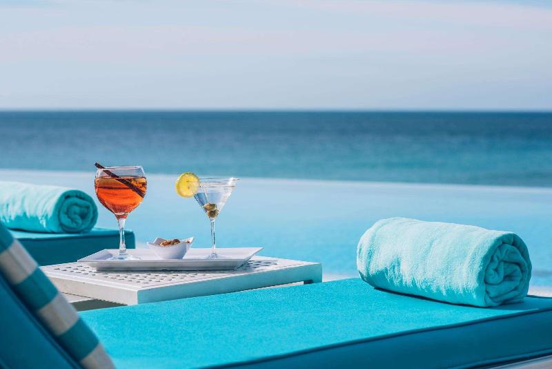 هتل Iberostar Waves Playa Gaviotas - All Inclusive