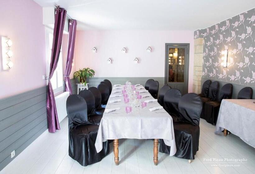 ホテル Le Vieux Moulin