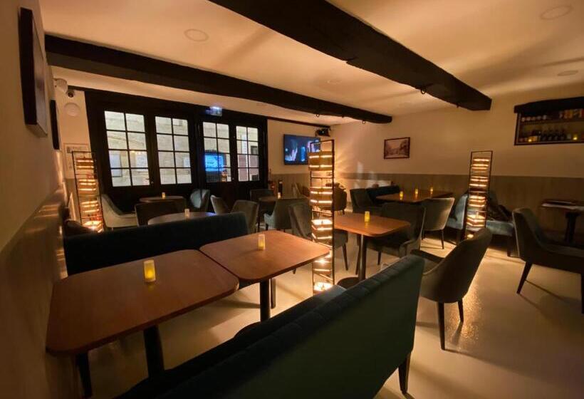 בית מלון כפרי Logis   Hôtel Saint Nicolas