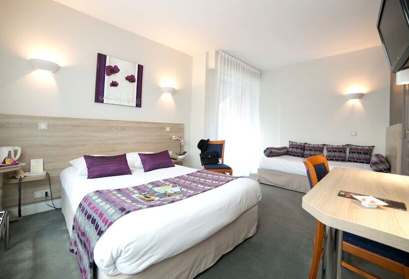 هتل Logis Auberge De La Rose