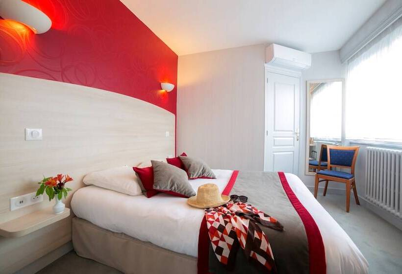 هتل Logis Auberge De La Rose