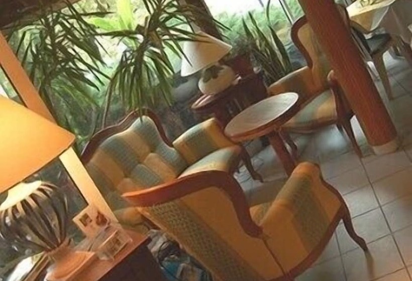 ホテル Logis Chez Bach