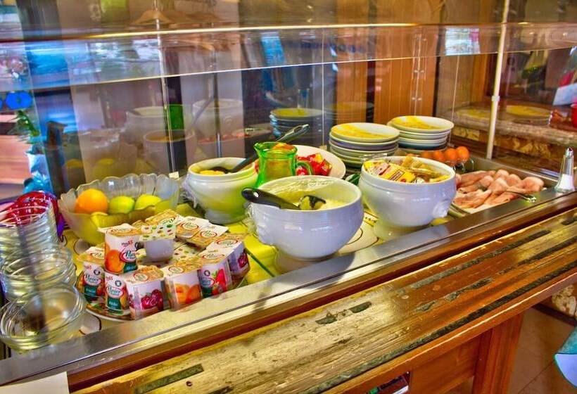 فندق Logis Hôtel Restaurant Le Chalet Du Mont Roland