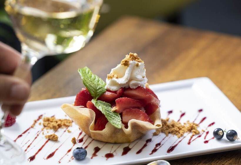 호텔 Logis Hôtel Restaurant Le Fontarabie
