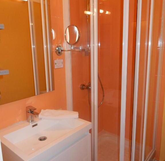 בית מלון כפרי Logis Hôtel Saint Hubert