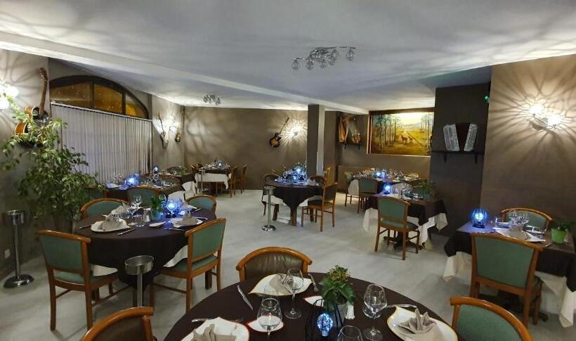 בית מלון כפרי Logis Hôtel Saint Hubert